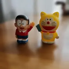 黄色ドラえもんと野比のび太 フィギュアセット
