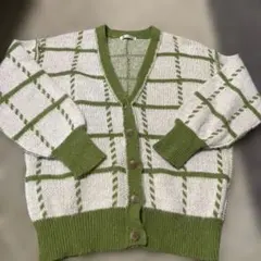 未使用　ホワイトとグリーンのチェック柄カーディガン　M