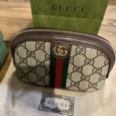 GUCCI GGキャンバスポーチ