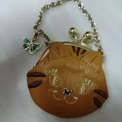 Item thumbnail for item eb850198-cdd1-46a2-b815-ec5d489e10ea