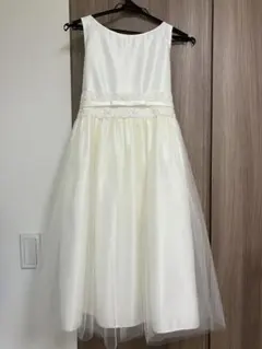 150cm 子供　フォーマルドレス　オフホワイト