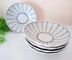 菊花紋浅鉢 5個組 シンプル 可愛い 多様に使える鉢 　約17cm 美濃焼のサムネイル