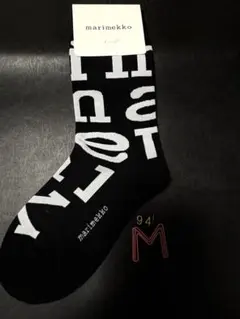 新品marimekkoマリメッコロゴ柄レディースソックス靴下　ブラック