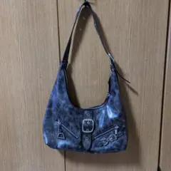 Item thumbnail for item cb961fbe-d528-4e60-88d0-7558c8f8f293