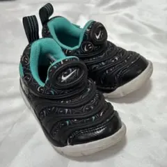 ナイキ ダイナモ フリー 黒 13センチ