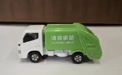 さらパンダさん　美品】トミカ No.45 トヨタ ダイナ 清掃車 緑のサムネイル