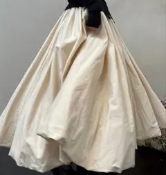 新品バルーンスカートロングオフホワイトアイボリー