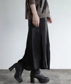 PAGEBOY シャイニーツイルマーメイドスカート ブラック