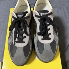 オニツカタイガーデレシティ 27