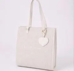 最終値下げ 美品 LouLoumei ハートチャーム付きトートバッグ ホワイト