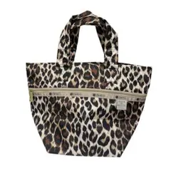 Item thumbnail for item 7a438e09-0362-4004-9872-20e4976f50cb