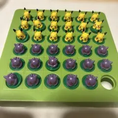 ピカチュウとゲンガーのリバーシ　ポケモン　オセロのサムネイル