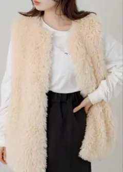 【Kastane】　ボアベスト　クリーム　白