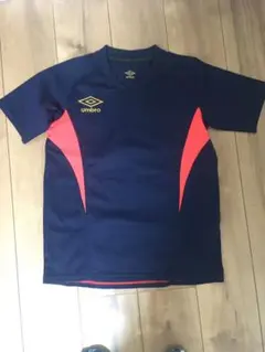 umbro アンブロ Tシャツ　S サッカー　プラクティス用
