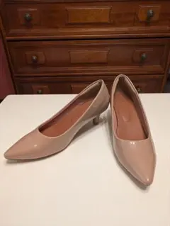 ベージュ ポインテッドトゥ パンプス！美品です。23cm　ヒール5cm