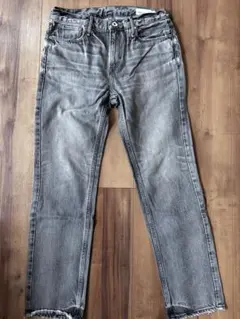 upperheightsストレートデニムハイウエストレッドカードマウジーヤヌーク