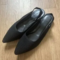 PLST ニット バックストラップ パンプス 黒【美品級】ポインテッドトゥのサムネイル