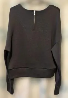 オーカトランク ブラック ジッパー付きスウェット