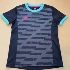 アディダス　サッカー　Tシャツ　140㎝