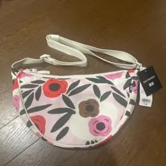 marimekko フラワープリント ショルダーバッグ　UNIQLOコラボ