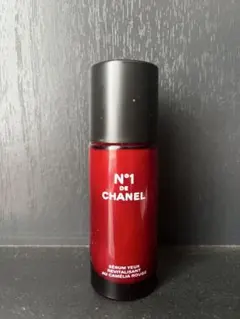 CHANEL N°1 アイセラム