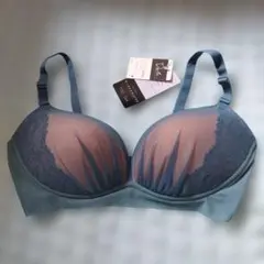Wacoal Date. キープシルエットブラ ノンワイヤー Lサイズのサムネイル