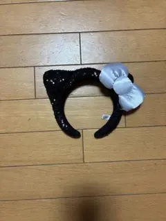 キティ　黒　カチューシャ　ユニバ
