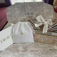 Dior ポーチ&ゴールドストライプパッケージ