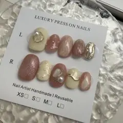 ネイルチップ　ピンク　マグネット　大人可愛い　ミラー　ニュアンス　ぷっくり