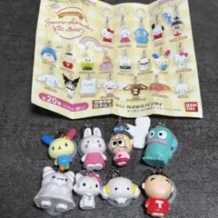 サンリオ　オールスターズ めじるしアクセサリー 8個まとめ売り