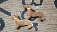犬の形 ぬいぐるみチャーム 茶色　1つ