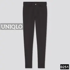 0251 UNIQLO ウルトラストレッチレギンスパンツ ブラック