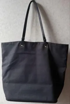 【美品】フェラガモFerragamoトートバッグ 黒／レオパード柄リバーシブルのサムネイル