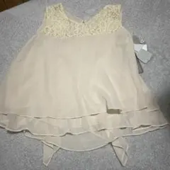 新品　セシル　クリーム色　ベージュ　シフォン　トップス
