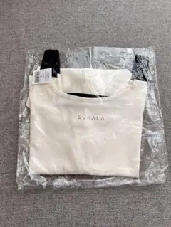 値下げ中Sukala 新品未使用ハートプリントセパレートタンクトップ　Mサイズ