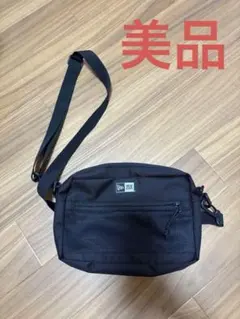 最終値下げ！NEW ERA ショルダーバッグ ブラックのサムネイル