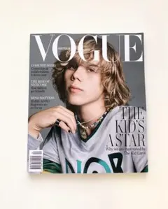 Vogue Arabia Magazine January 2022 - メルカリ
