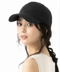 黒のシンプルキャップ 調整可能