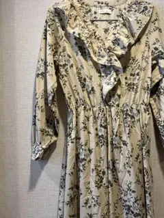 未使用品　長袖ワンピース　ロングワンピース　アース　earth