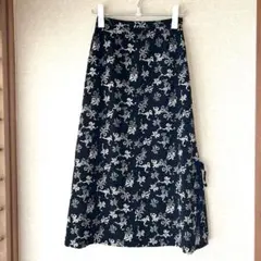 【インゲボルグ♡ロングスカート】リボン柄　フレアスカート　Mサイズ　ブラック
