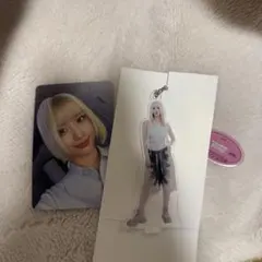 MISAMO haute couturモモ　トレカ　アクスタ