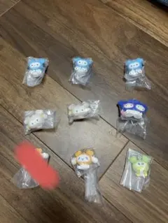 ガチャ　TWICE サンリオ　ラブリー