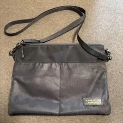 MANHATTAN PASSAGE ショルダーバッグ ブラック/迷彩