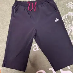 adidas ショートパンツ