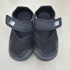 New Balance キッズ サンダル ブラック　14センチ