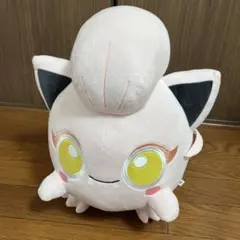 サケブシッポのぬいぐるみ