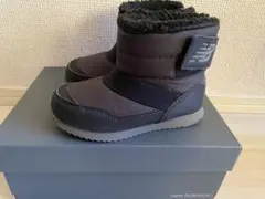ニューバランス　キッズスノーブーツ