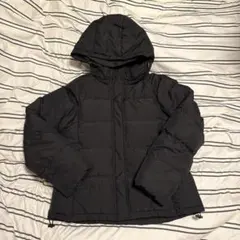 GU 黒 フード付きダウンジャケット