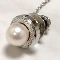 Item thumbnail for item e253e8aa-4ff7-4c31-8ffc-3ad6d576deba