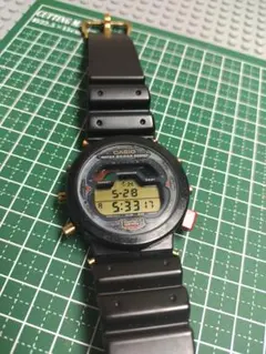 CASIO デジタル腕時計 ブラック　DW6000のサムネイル
